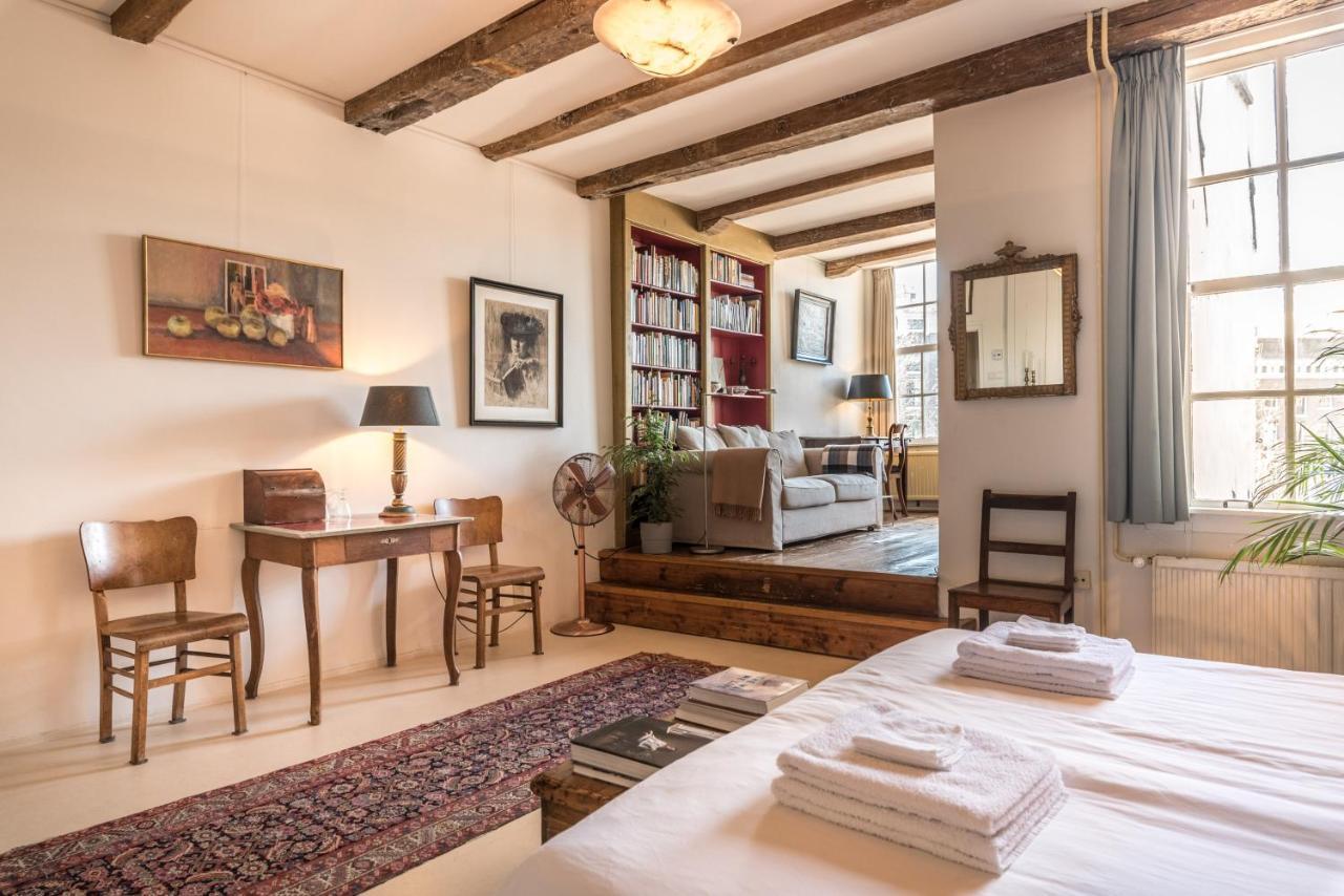 Classy Room 17Th C Canalhouse Amsterdam Eksteriør bilde